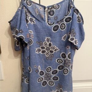 Paper Crane Blue Floral Blouse size Large